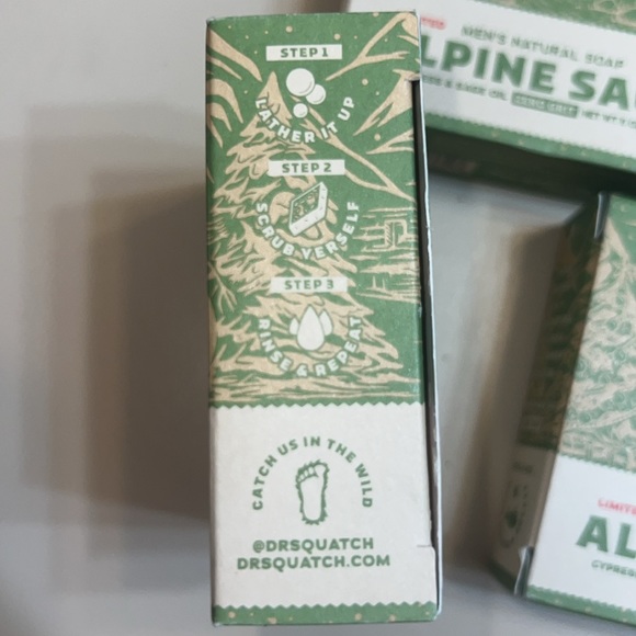 Dr. Squatch Limited Edition Men’s Natural Soap Alpine Sage BNWT 3 Bars - Picture 4 of 6